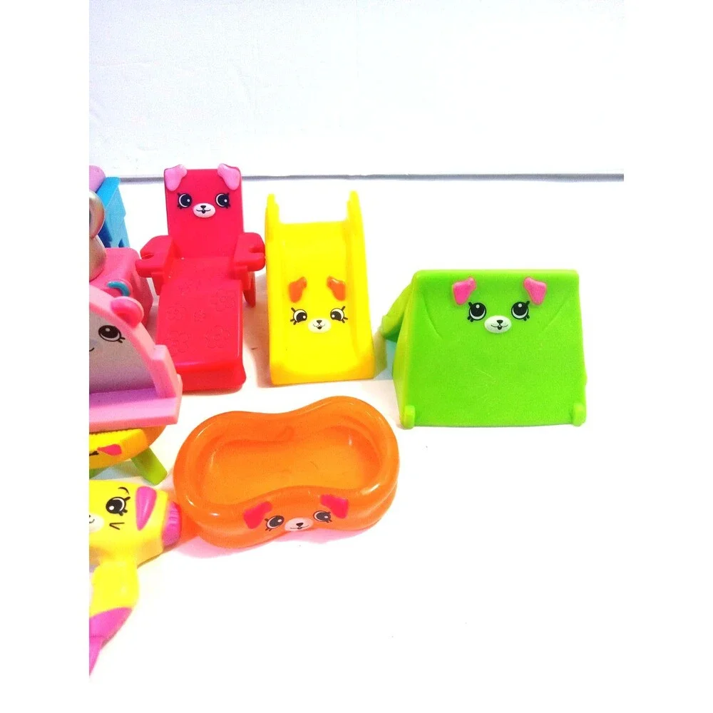 McDonald's Shopkins Happy Places Lot Of 18 Furniture